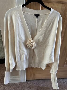 Express Cream V-Neck Cardigan with Rosette Detail